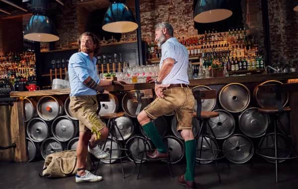 Exklusive Lederhosen mit Gravur
