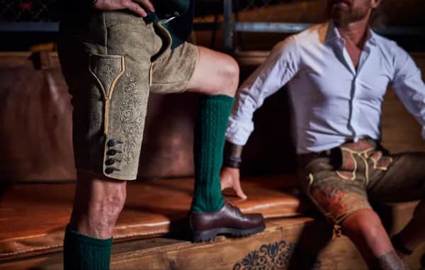 Maßgefertigte Hirschlederhosen