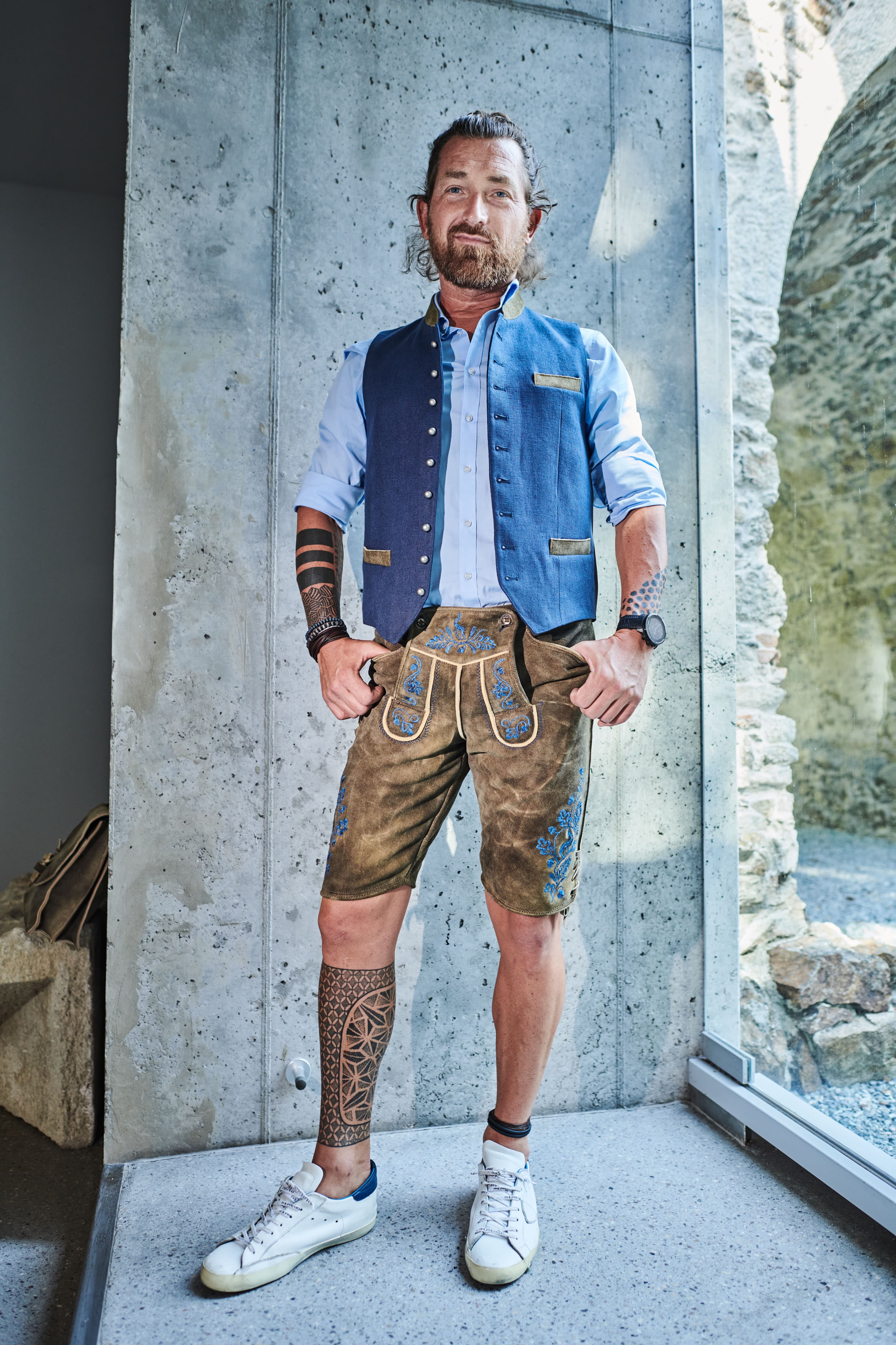 Handgefertigte Ziegenlederhosen